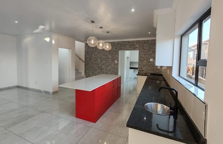 3 Bedroom Property for Sale in Wilkoppies North West